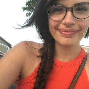 Meet your Posher, Bianca